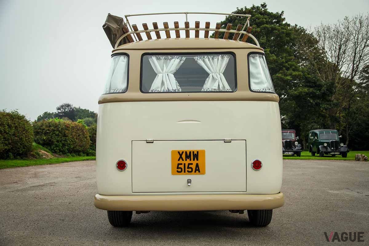 オークションに出品された1963年製VW「タイプ2」ベースのカスタム・キャンピングカー