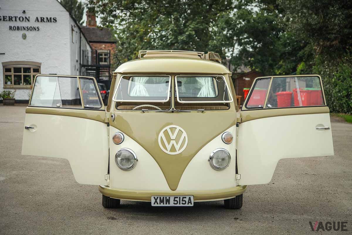 オークションに出品された1963年製VW「タイプ2」ベースのカスタム・キャンピングカー