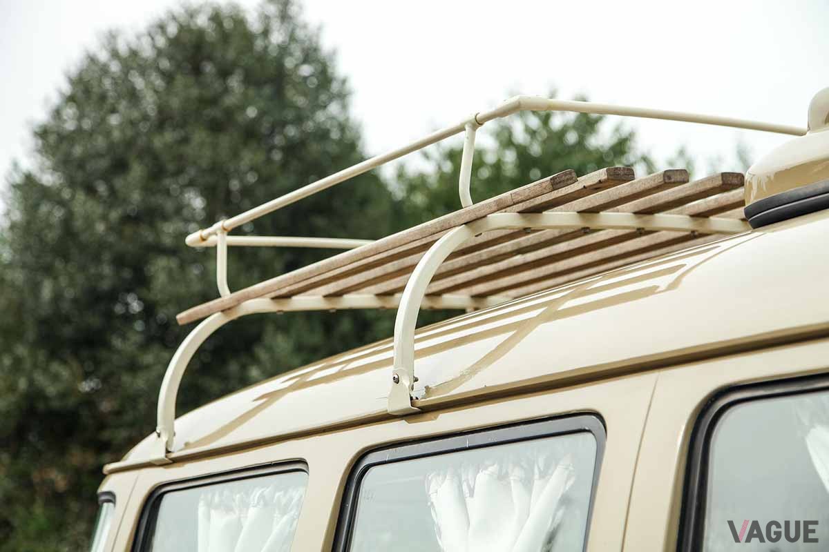 オークションに出品された1963年製VW「タイプ2」ベースのカスタム・キャンピングカー