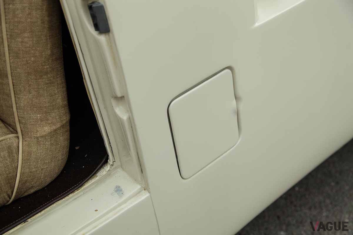 オークションに出品された1963年製VW「タイプ2」ベースのカスタム・キャンピングカー