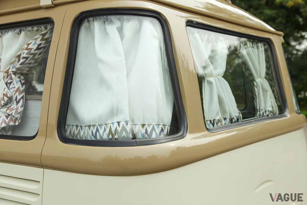 オークションに出品された1963年製VW「タイプ2」ベースのカスタム・キャンピングカー