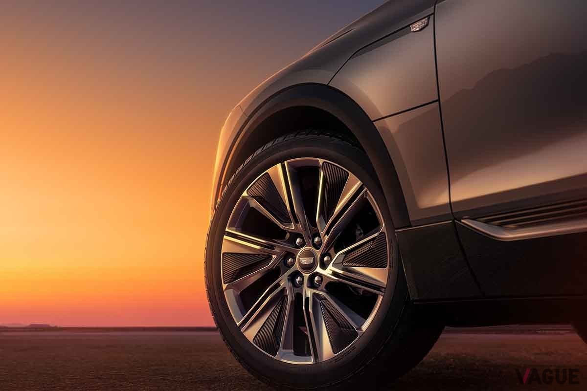 オーストラリアで発表されたキャデラック新型「リリック」の右ハンドル仕様