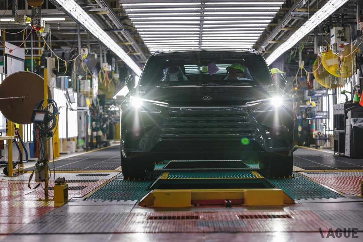 米国インディアナ州にあるTMMIで生産が開始されたレクサス新型「TX」