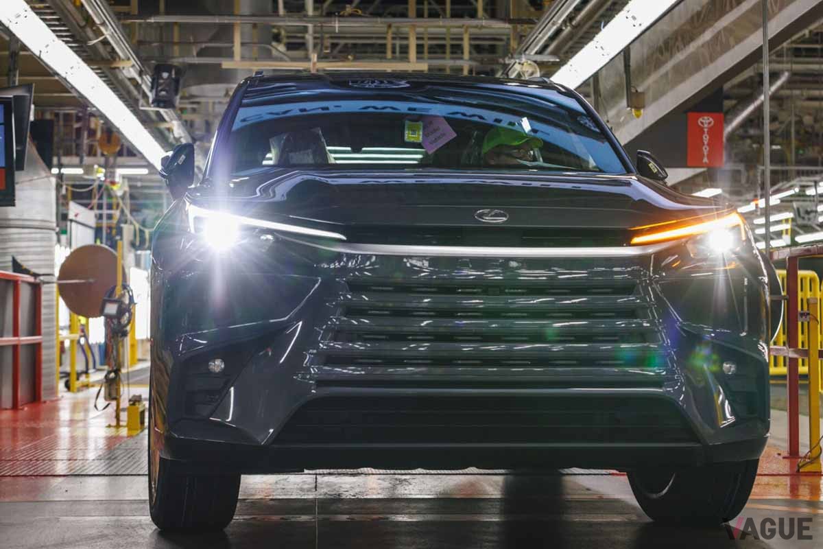 米国インディアナ州にあるTMMIで生産が開始されたレクサス新型「TX」