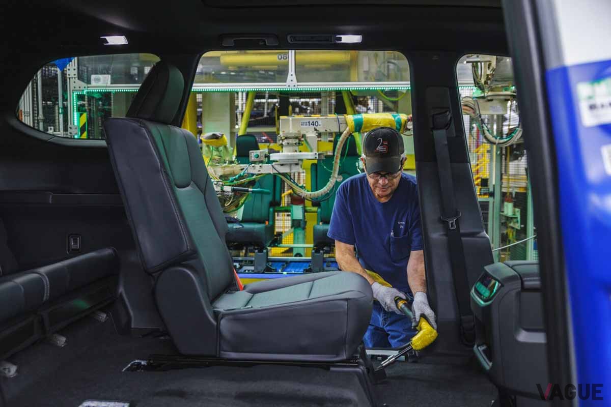 米国インディアナ州にあるTMMIで生産が開始されたレクサス新型「TX」