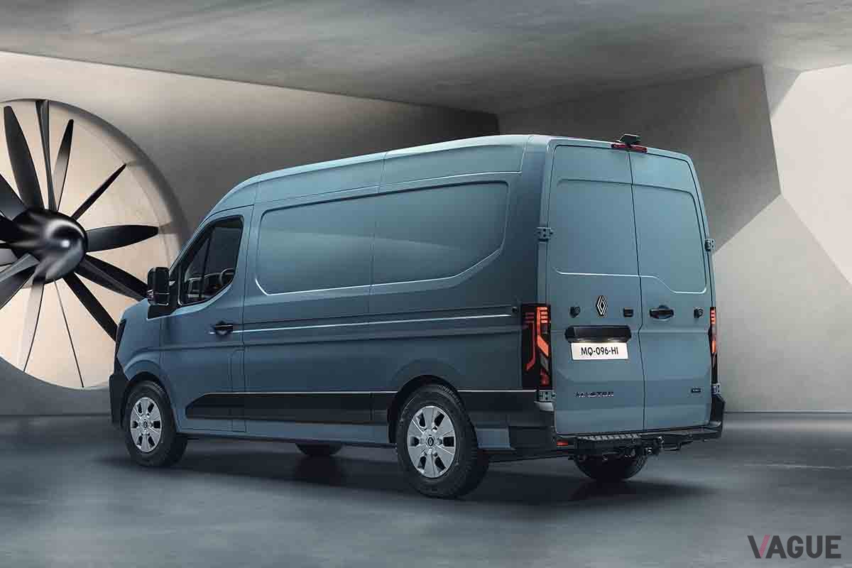 欧州でフルモデルチェンジされ登場したルノー新型「マスター」