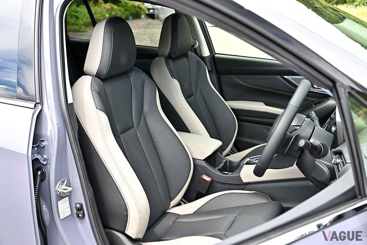 スバル新型「レヴォーグ・レイバック」のインテリア