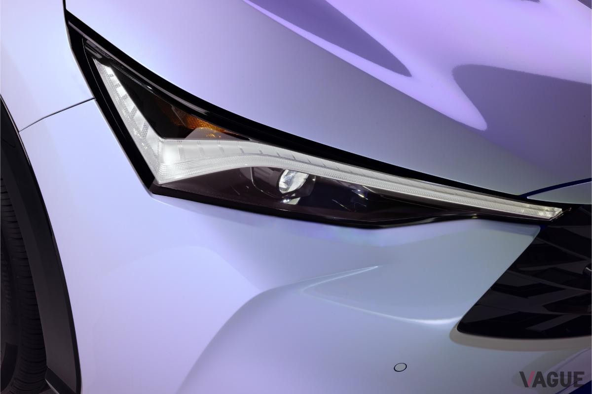 プレミアムコンパクトSUV「ADX」のエクステリア