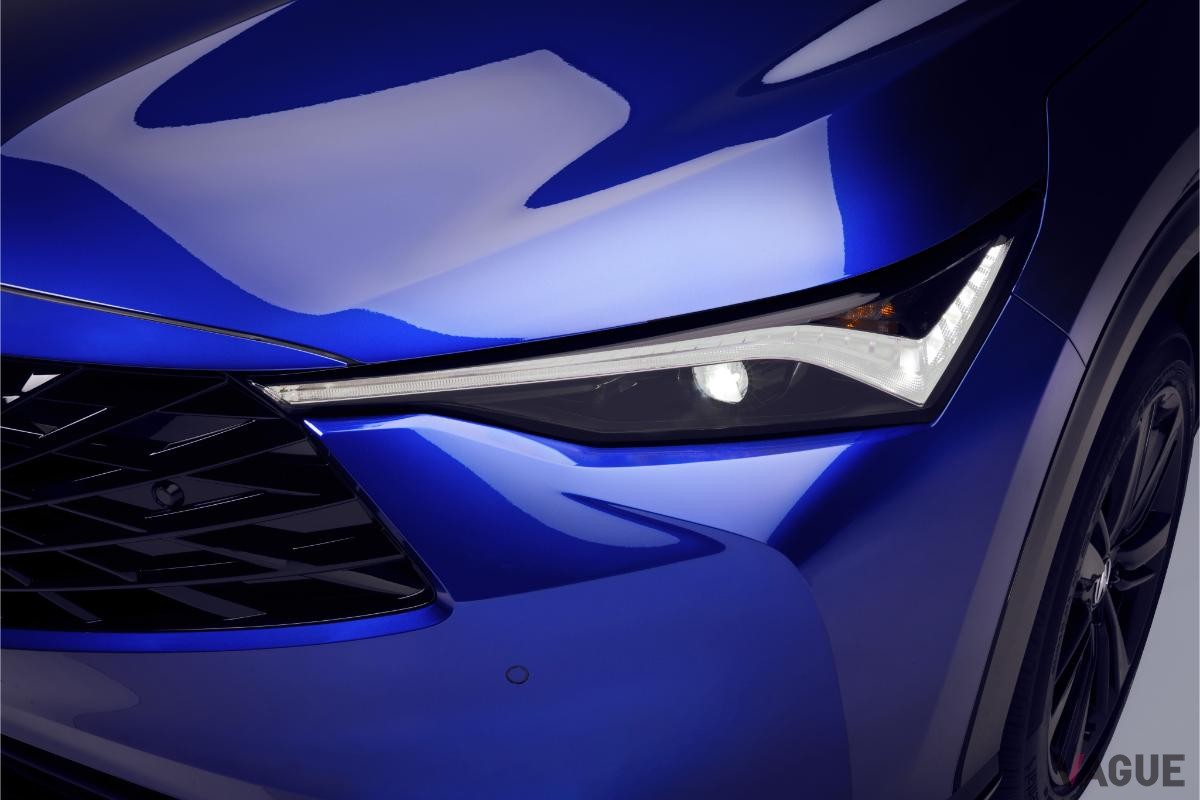 プレミアムコンパクトSUV「ADX」のエクステリア