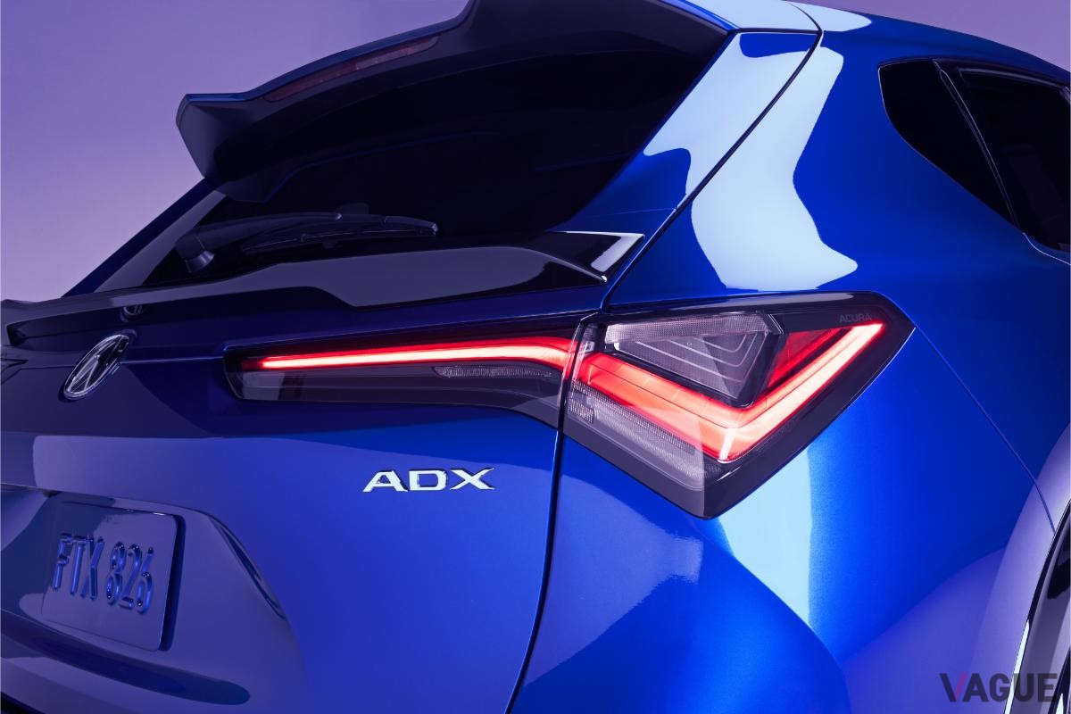 プレミアムコンパクトSUV「ADX」のエクステリア