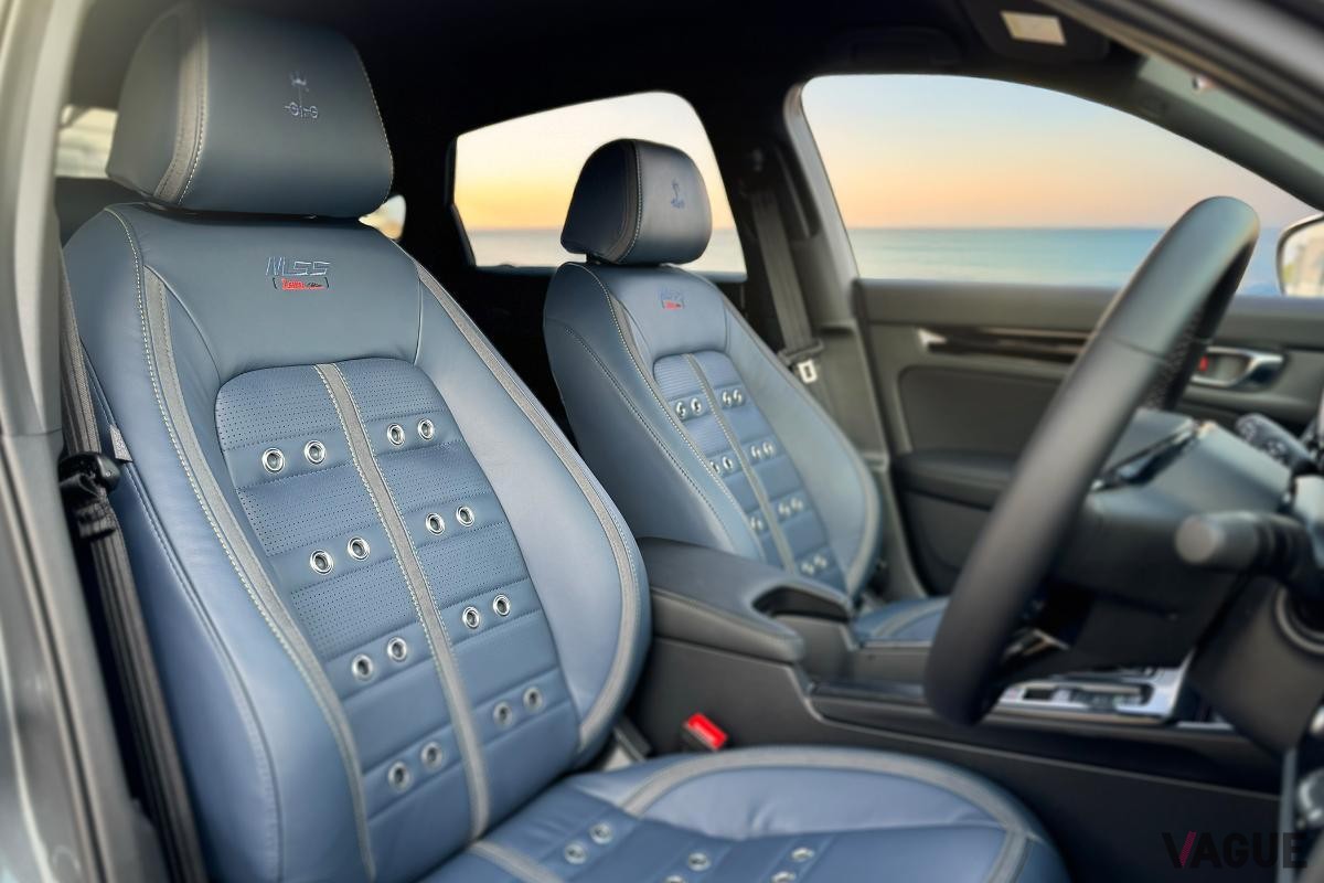 光岡自動車の100台限定「M55ゼロエディション」のインテリア