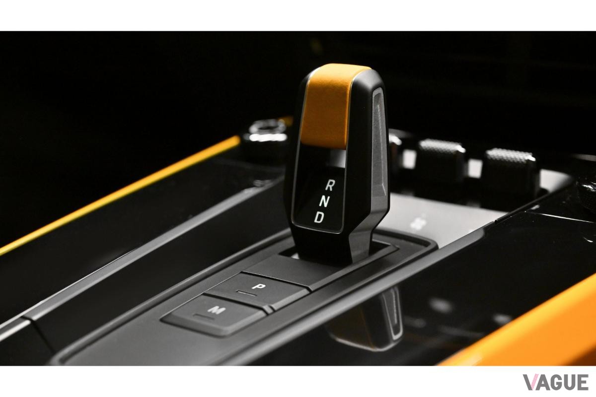 ポルシェの特別モデル「911ダカール･ゾンダーヴンシュ」のインテリア