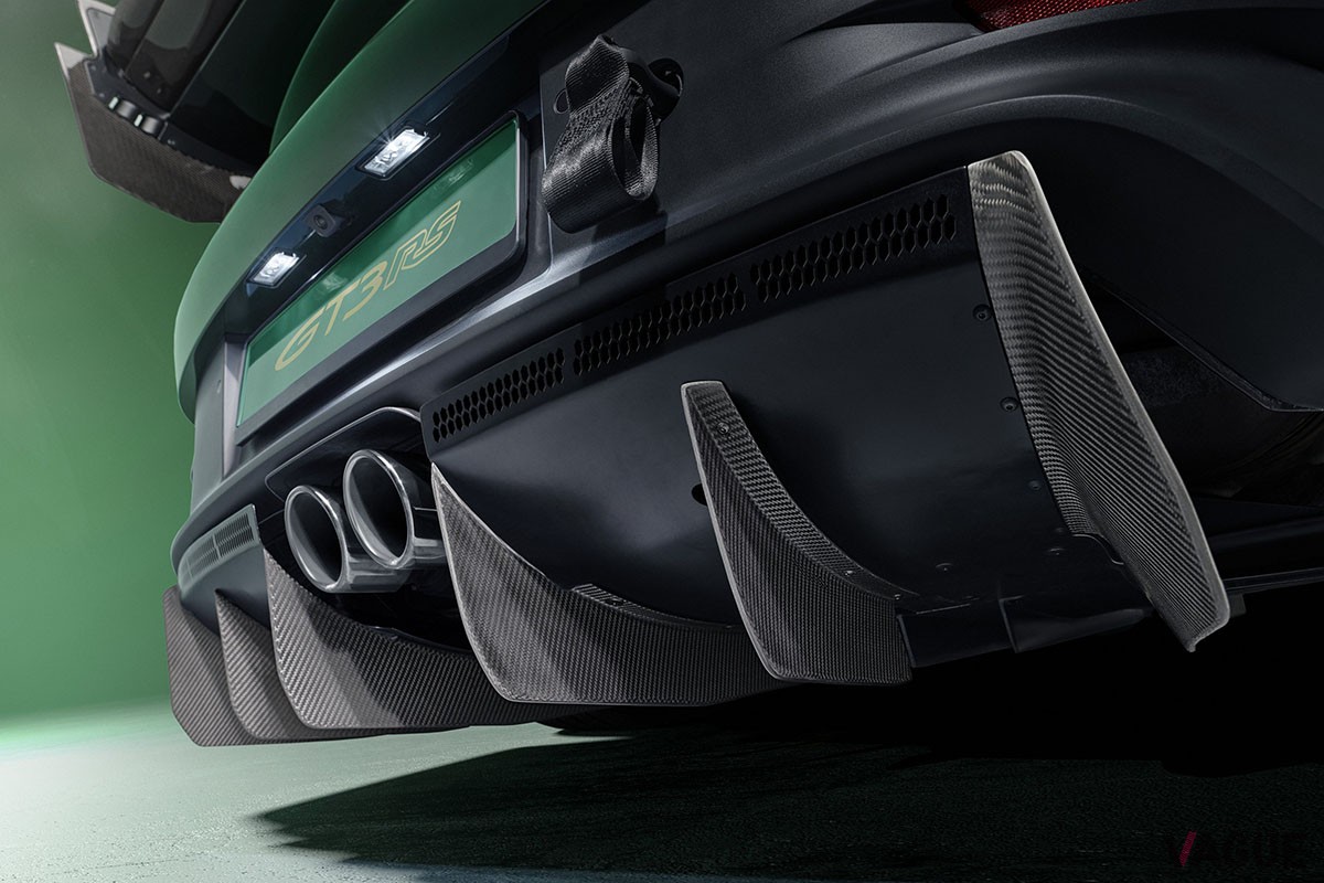 新しい「マンタイ・キット」を装着したポルシェ911 GT3 RS