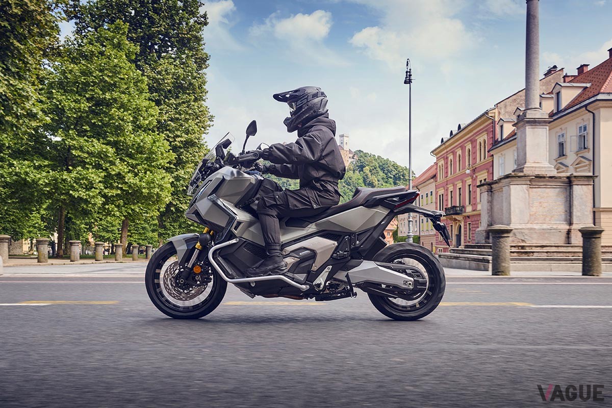 2024年9月に欧州市場で発表されたホンダ新「X-ADV」2025年モデル