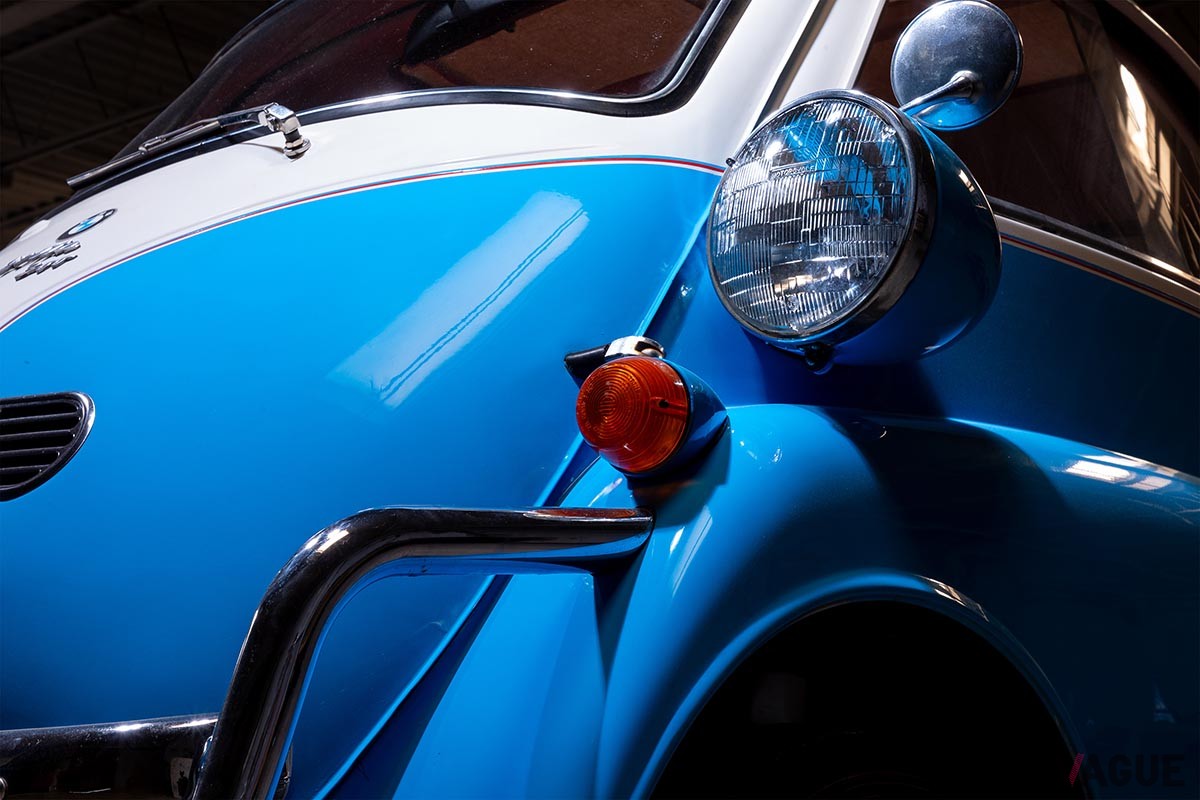 オークションに出品された1957年式BMW「イセッタ」Alex Stewart(c)2024 Courtesy of RM Sotheby's