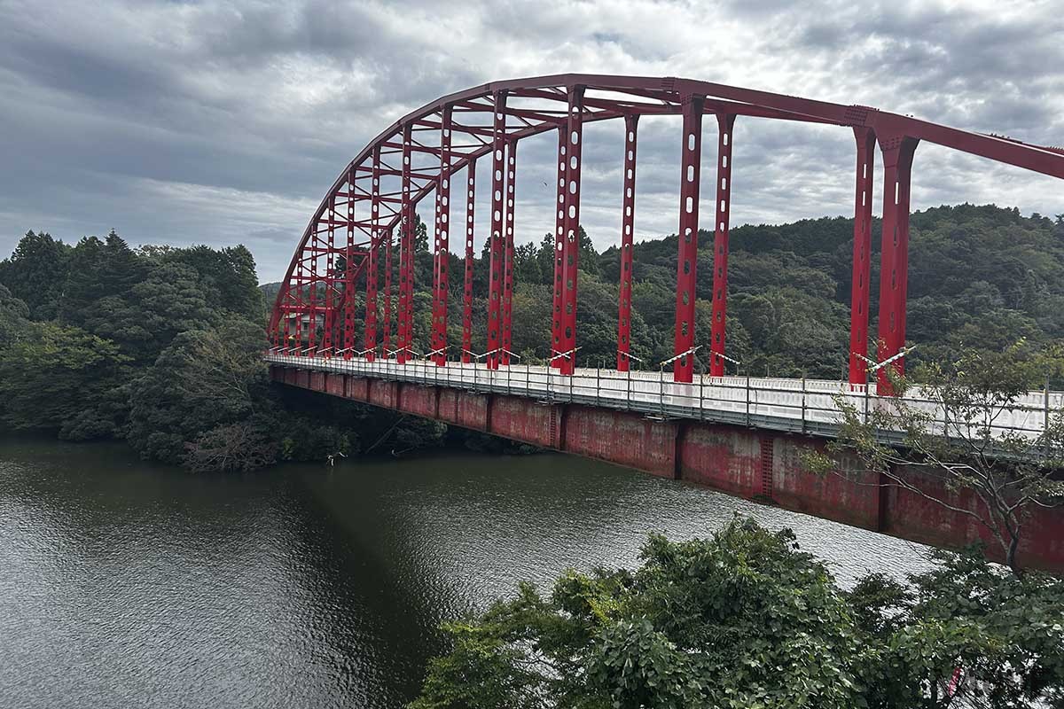 JR久留里線 上総亀山駅の近くにある、亀山湖