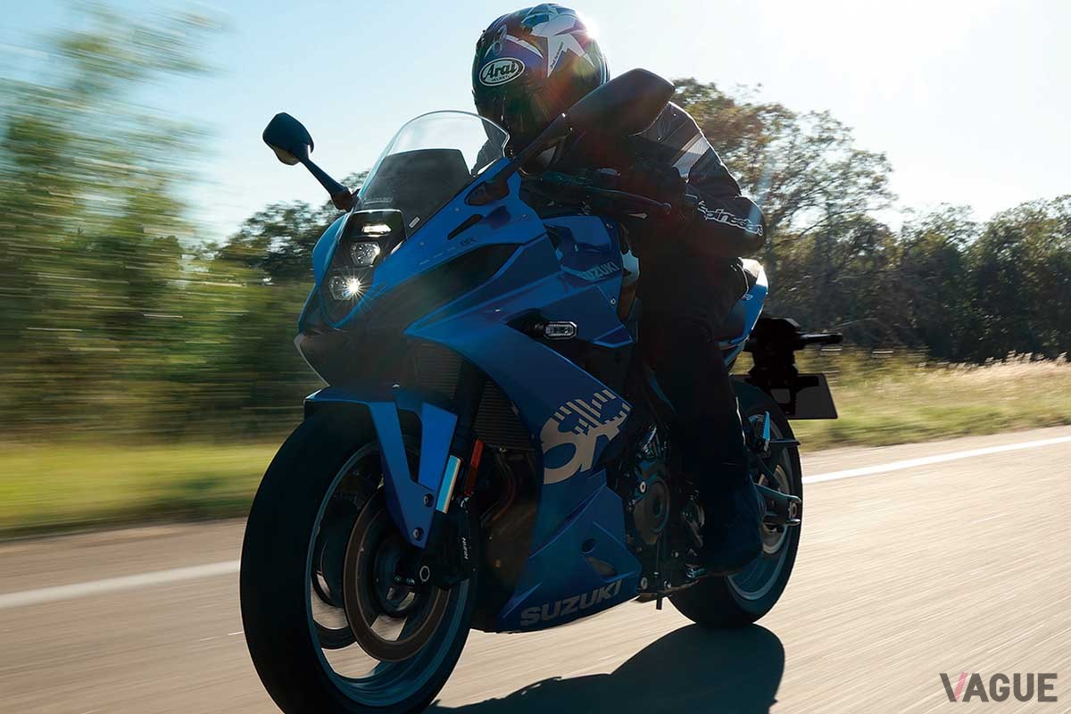 スズキ「GSX-8R」