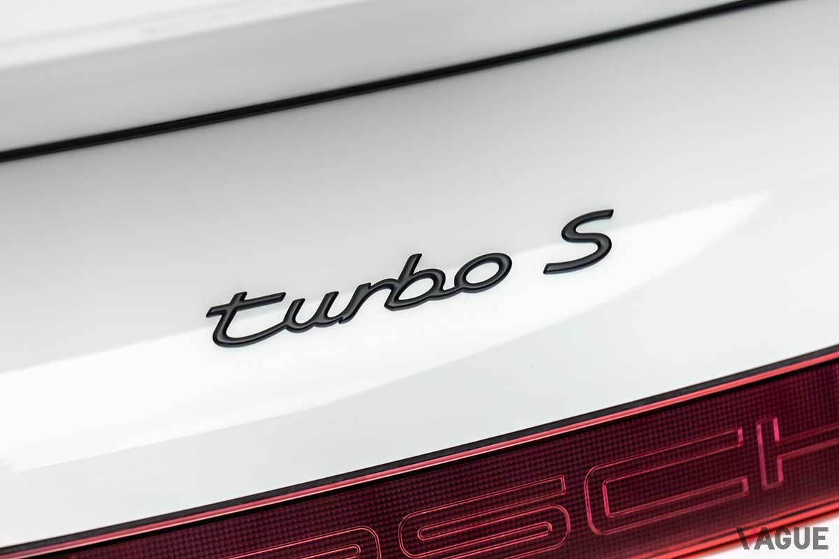 オークションに登場した1993年式ポルシェ「911ターボS ライトウェイト」(c)2023 Courtesy of RM Sotheby's