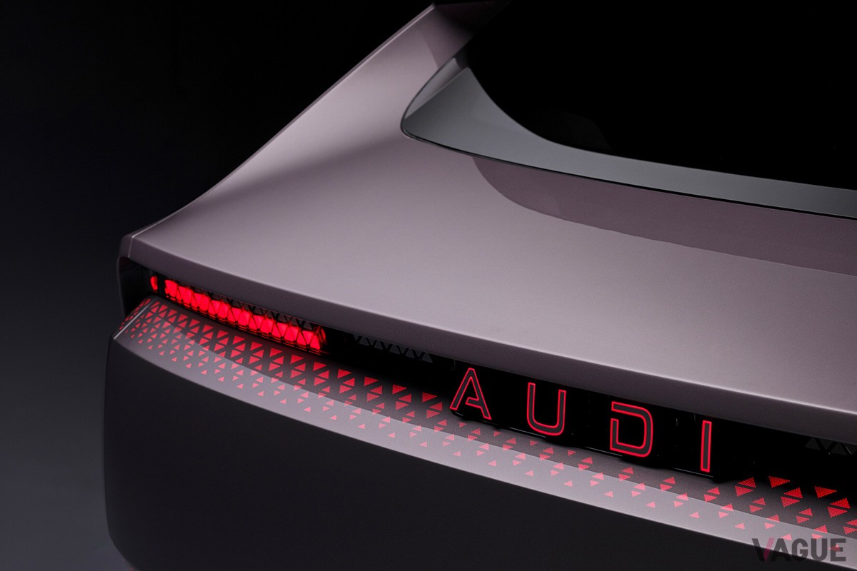 2024年11月に広州モーターショーで世界初公開された「AUDI Eコンセプト」