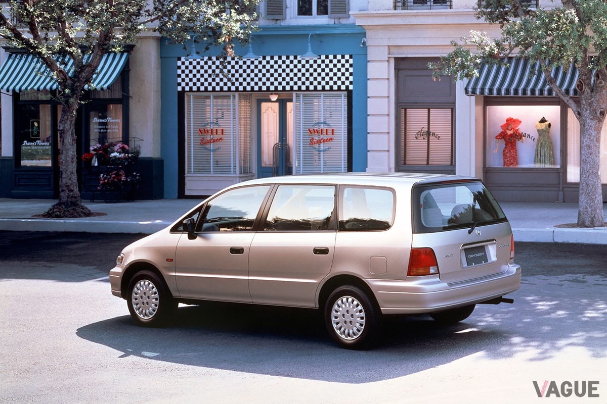 1994年10月に登場したホンダ初代「オデッセイ」