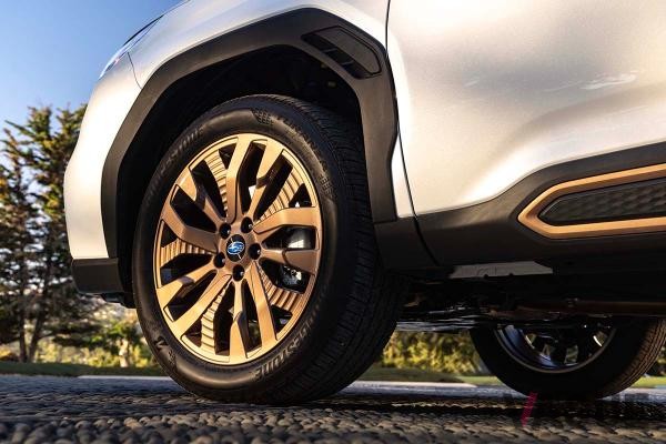 米国で世界初公開されたスバル新型「フォレスター」
