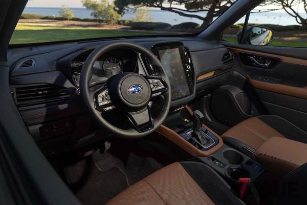 米国で世界初公開されたスバル新型「フォレスター」のインテリア