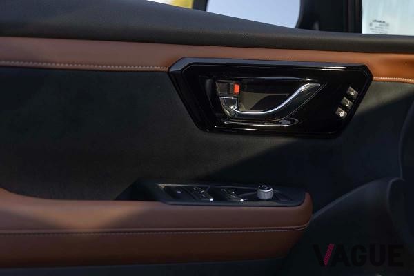 米国で世界初公開されたスバル新型「フォレスター」のインテリア