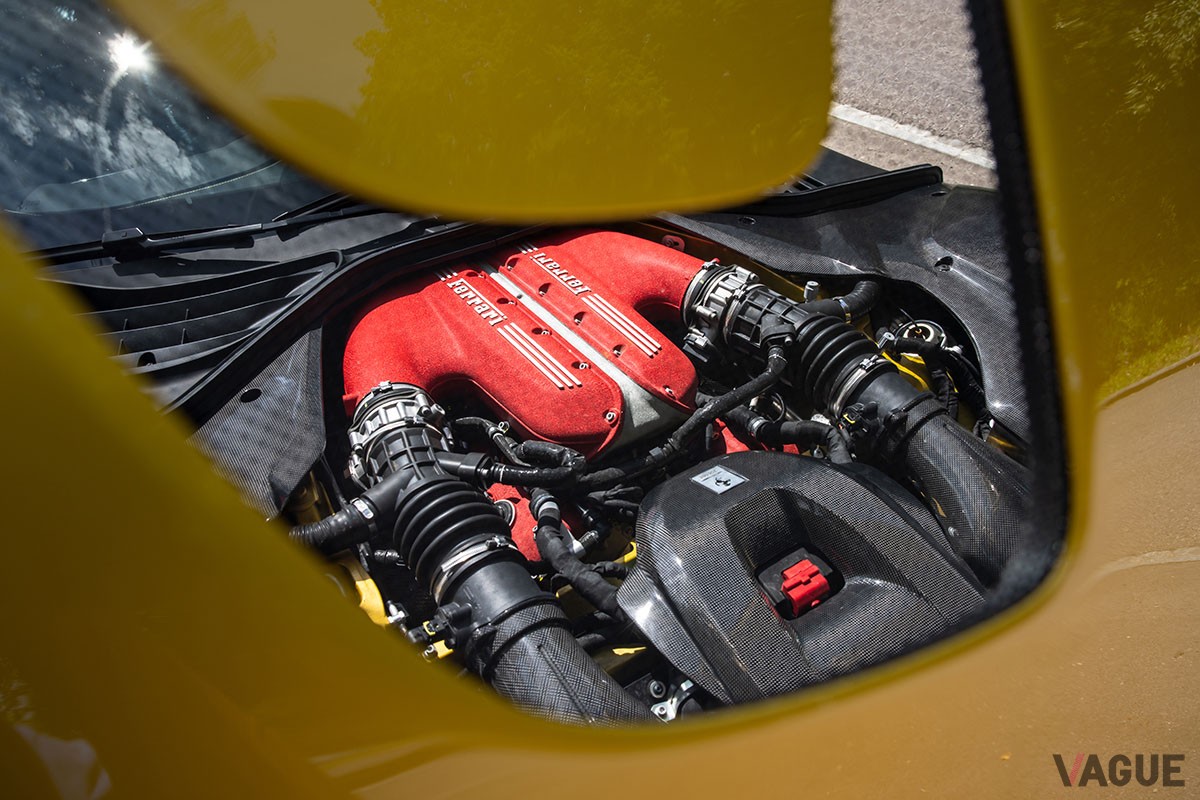 フェラーリ「ドーディチ チリンドリ」