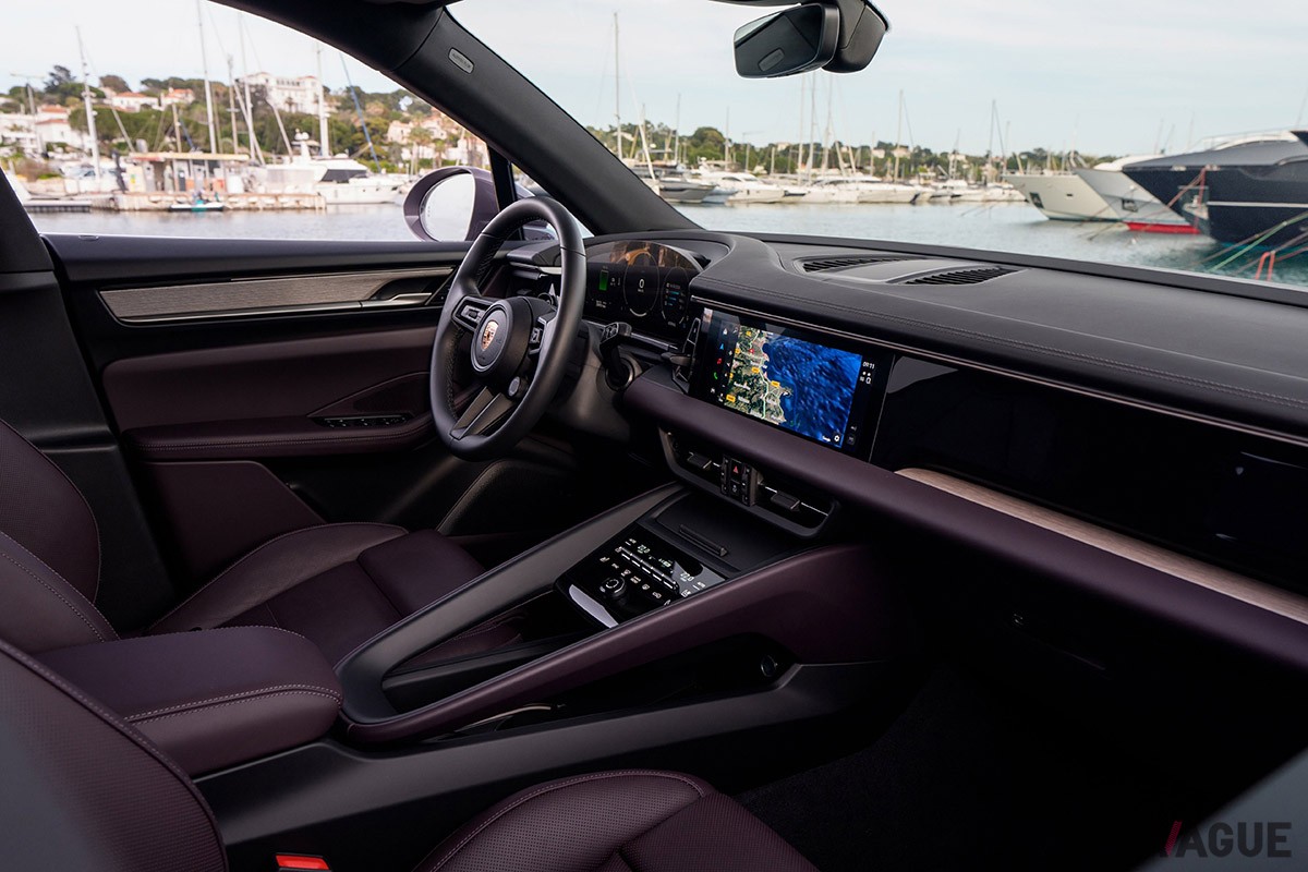 「東京マラソン2025」でランナーを先導するオフィシャルカーに選ばれたPorscheのフル電動SUV「マカン」