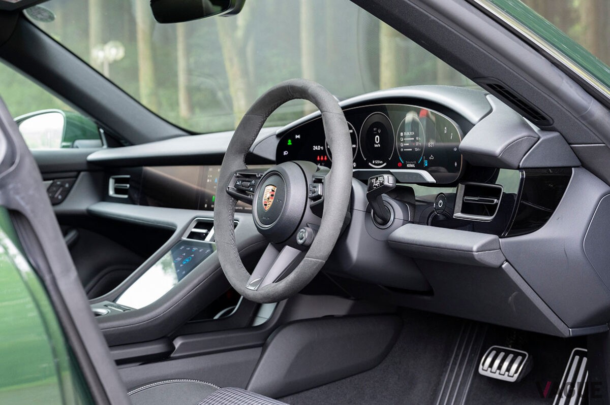 ポルシェ新型「タイカン クロスツーリスモ」