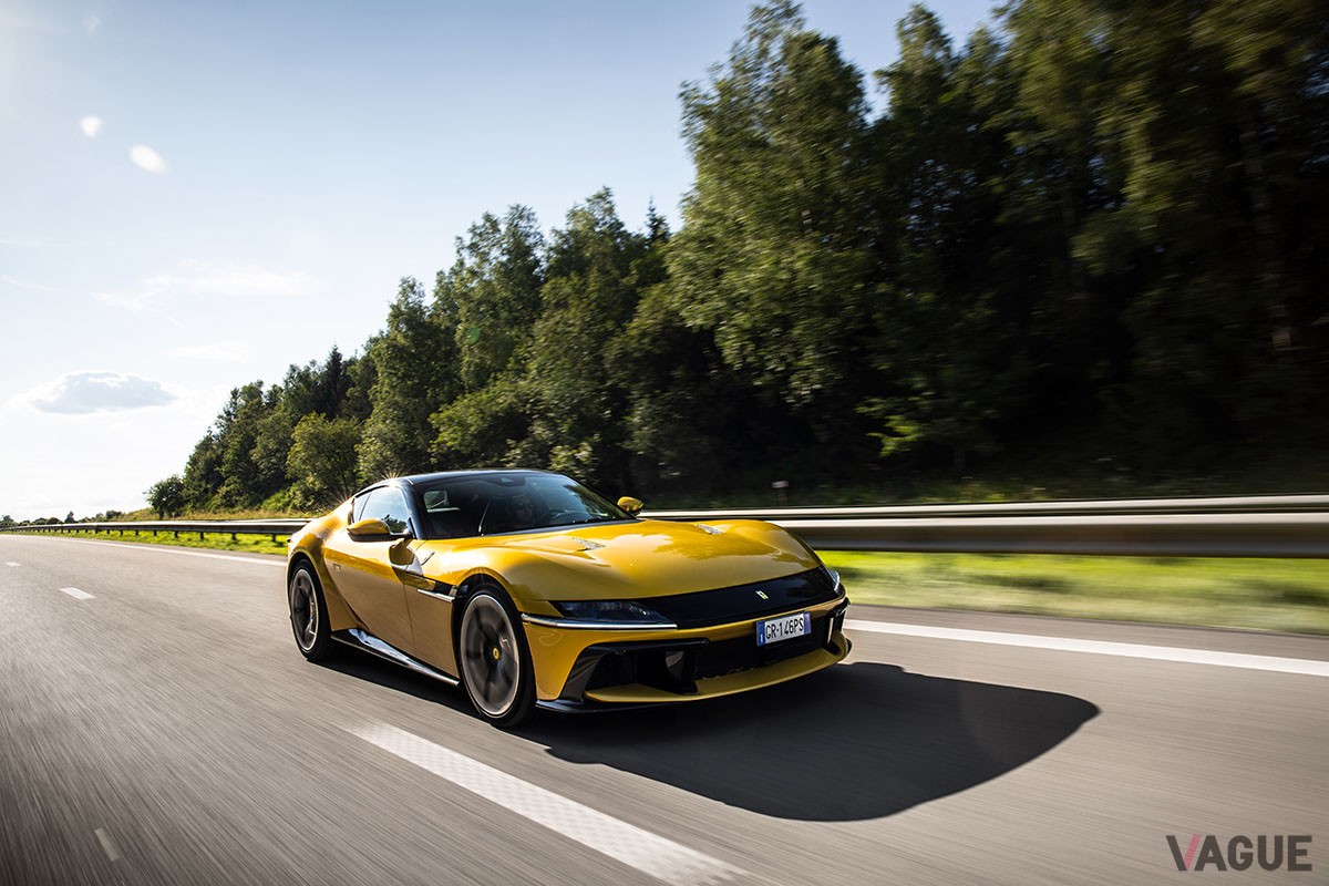 フェラーリ「ドーディチ チリンドリ」