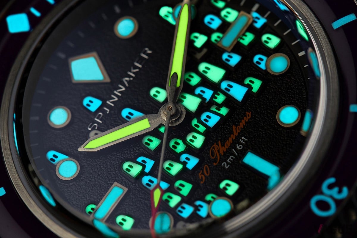 50の幽霊”に埋め尽くされた驚きのダイバーズ登場!? 暗闇で進化を発揮