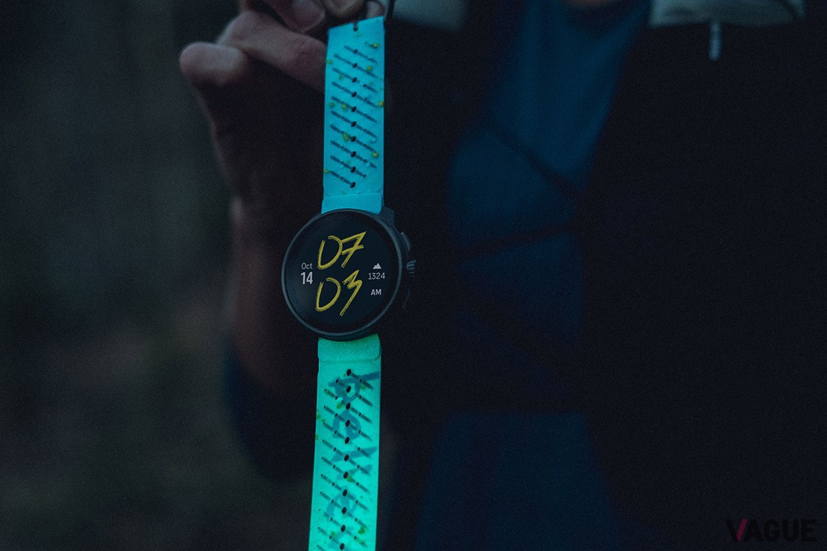 ベースとなる「SUUNTO RACE S Titanium」。スント史上最軽量で負担なくアスリートに寄り添う