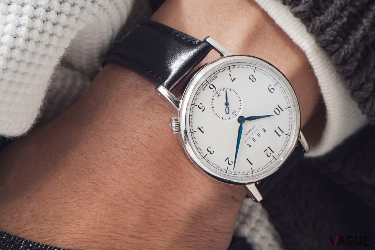 ケース径は日本人に馴染むようにと36mmを一貫して採用している