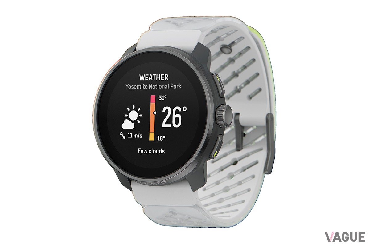 ベースとなる「SUUNTO RACE S Titanium」。スント史上最軽量で負担なくアスリートに寄り添う