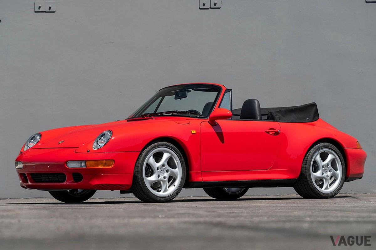 「911カレラ カブリオレ」をポルシェエクスクルーシブのワークショップが「カレラS」仕様に変更した純正ワンオフモデル（C）Broad Arrow Auctions LLC.