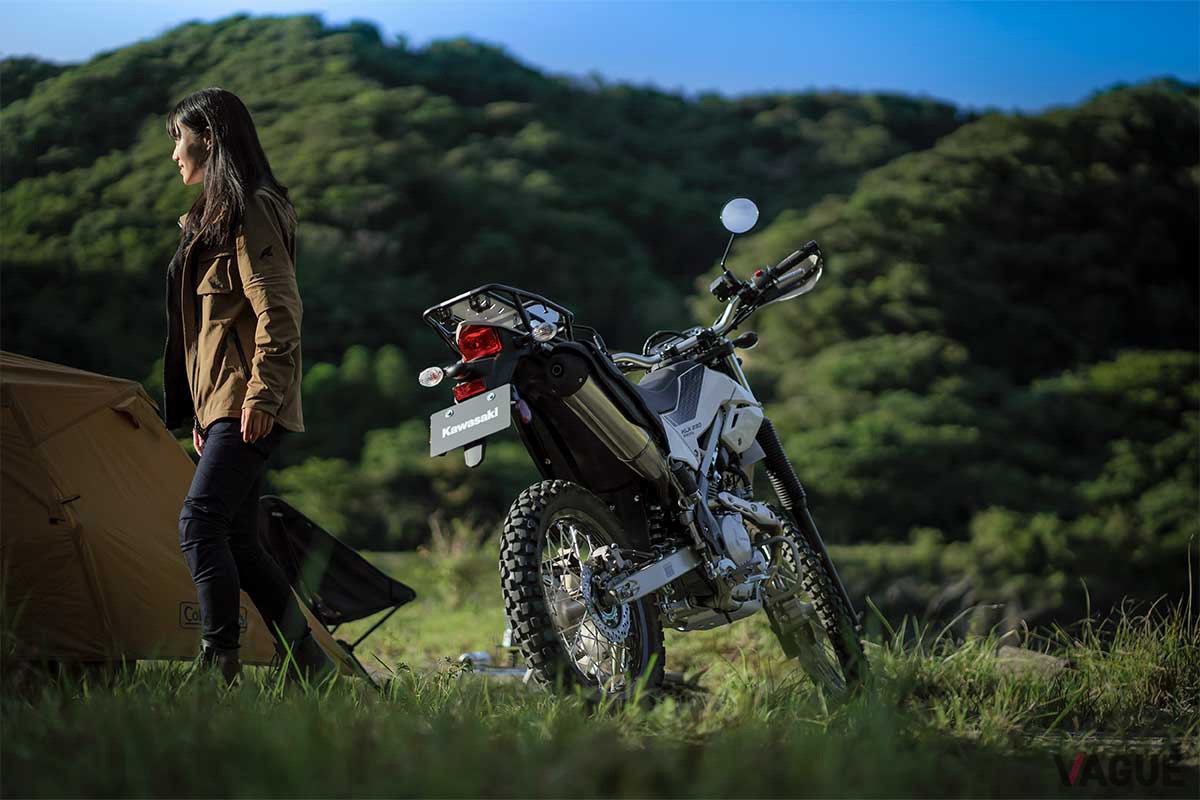 カワサキの新発想バイク「KLX230シェルパ」