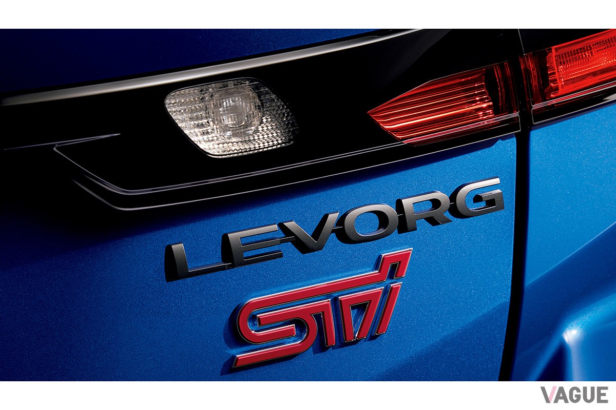 スバル新型「レヴォーグ」の「STIスポーツ R-ブラックリミテッド」