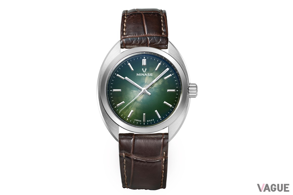 一切の無駄を削ぎ落とした、究極のシンプルさが魅力のダイヤル（グリーン）