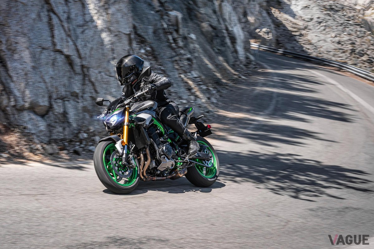 カワサキ新型「Z900」
