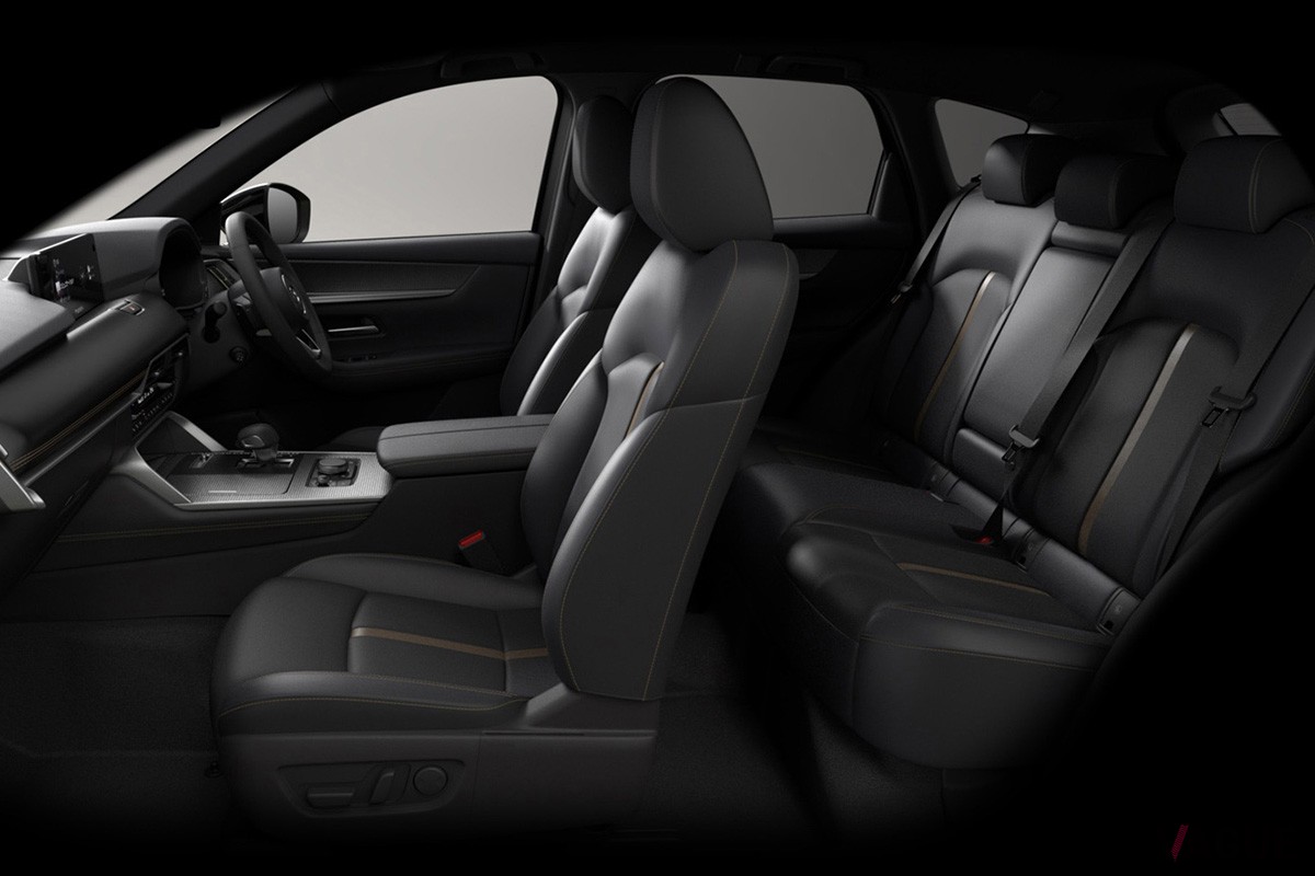 マツダ「CX-60」にアクティブなライフスタイルにマッチする特別仕様車「XDハイブリッドTrekker」が登場