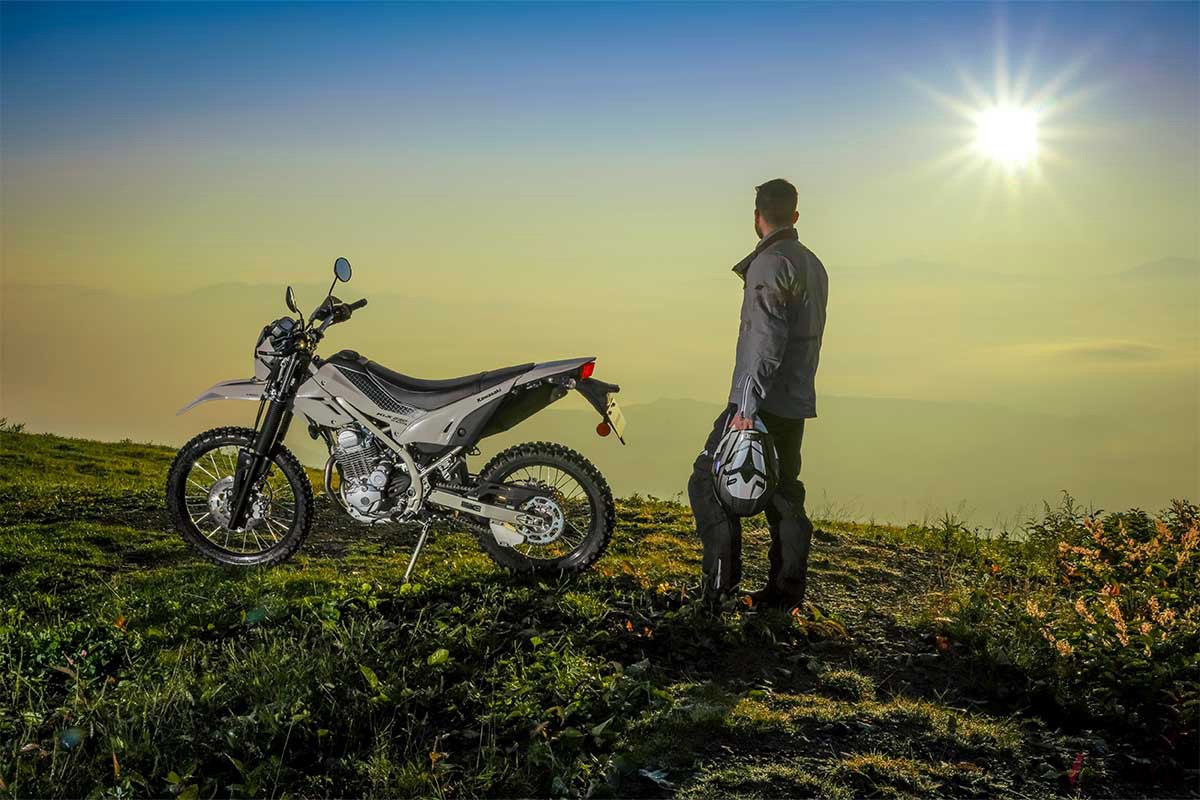 カワサキ新型「KLX230シェルパ」