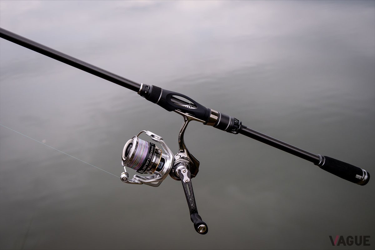 マイクロショアジギング用のタックル。写真はロッド「AbuGarcia XMJS-972UL-RF」リール「AbuGarcia ZENON 2500MSH」