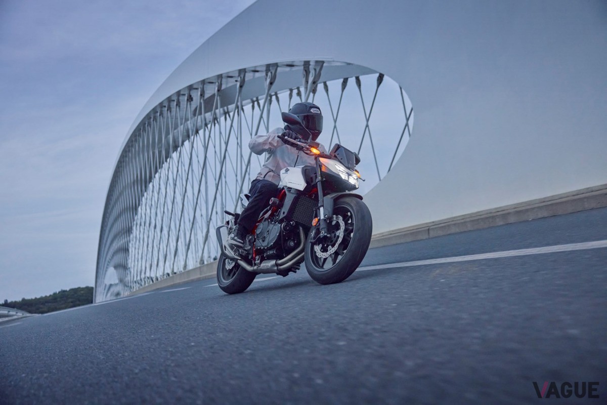 ホンダ新型「CB750ホーネット」