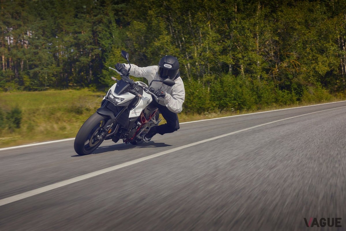 ホンダ新型「CB750ホーネット」