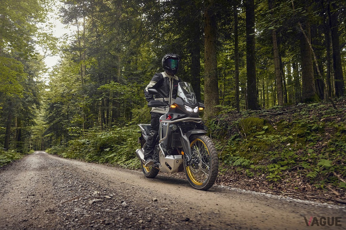 ホンダ新型「XL750 トランザルプ」