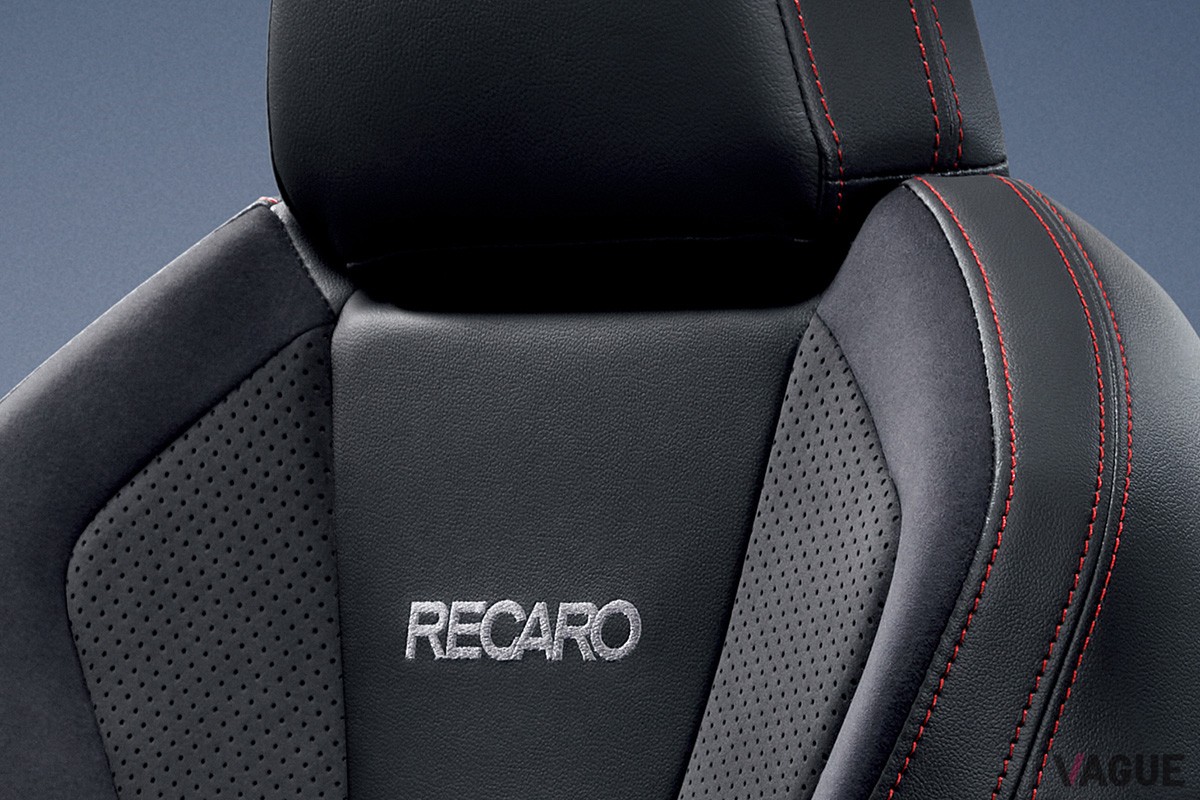 スバル「WRX S4」の「STIスポーツ R-ブラックリミテッド」