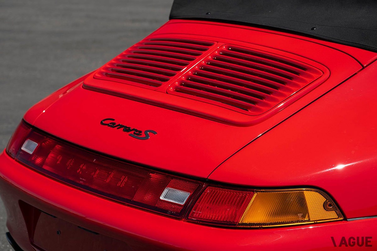 「911カレラ カブリオレ」をポルシェエクスクルーシブのワークショップが「カレラS」仕様に変更した純正ワンオフモデル（C）Broad Arrow Auctions LLC.