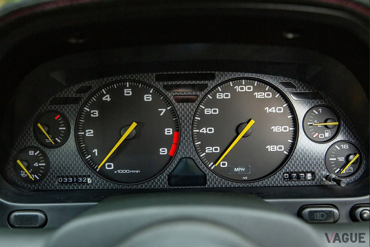 ザ・ペニンシュラ ロンドンで開催されたRMサザビーズのオークションに出品された1994年式のホンダ「NSX-R」（前期型）（C）RM サザビーズ