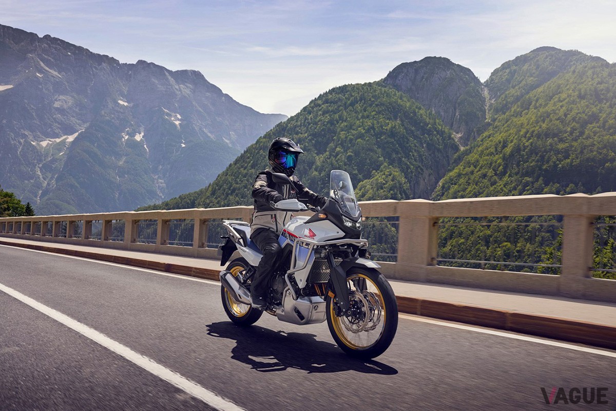 ホンダ新型「XL750 トランザルプ」